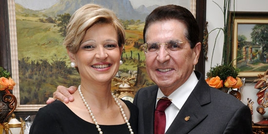 Clóvis Eduardo Pinto Ludovice, fundador e chanceler da Unifran, e Maria Teresa Segantin Ludovice comemoram hoje seus oito anos de união